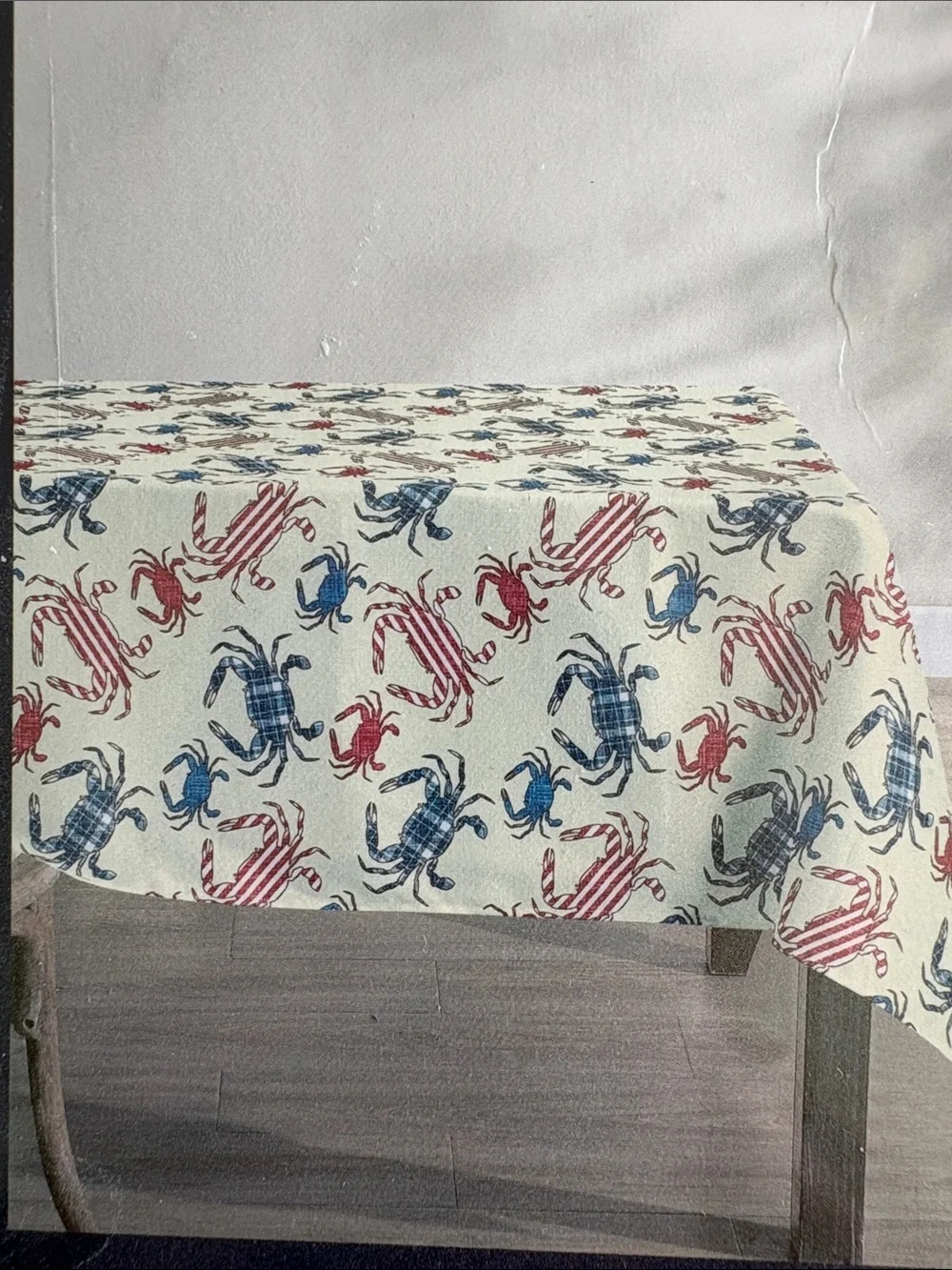 🦀 Crab Patriotic 60” round Tablecloth